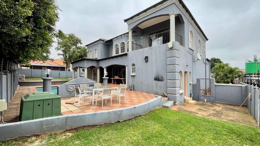 4 Bedroom Property for Sale in Safari Gardens North West